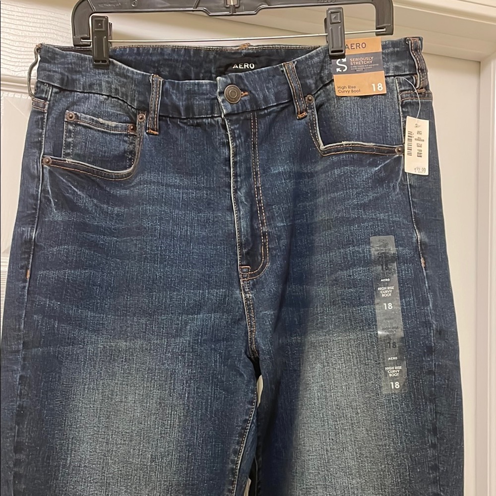 Ladies “Brand New”AERO Blue Jeans 👖
